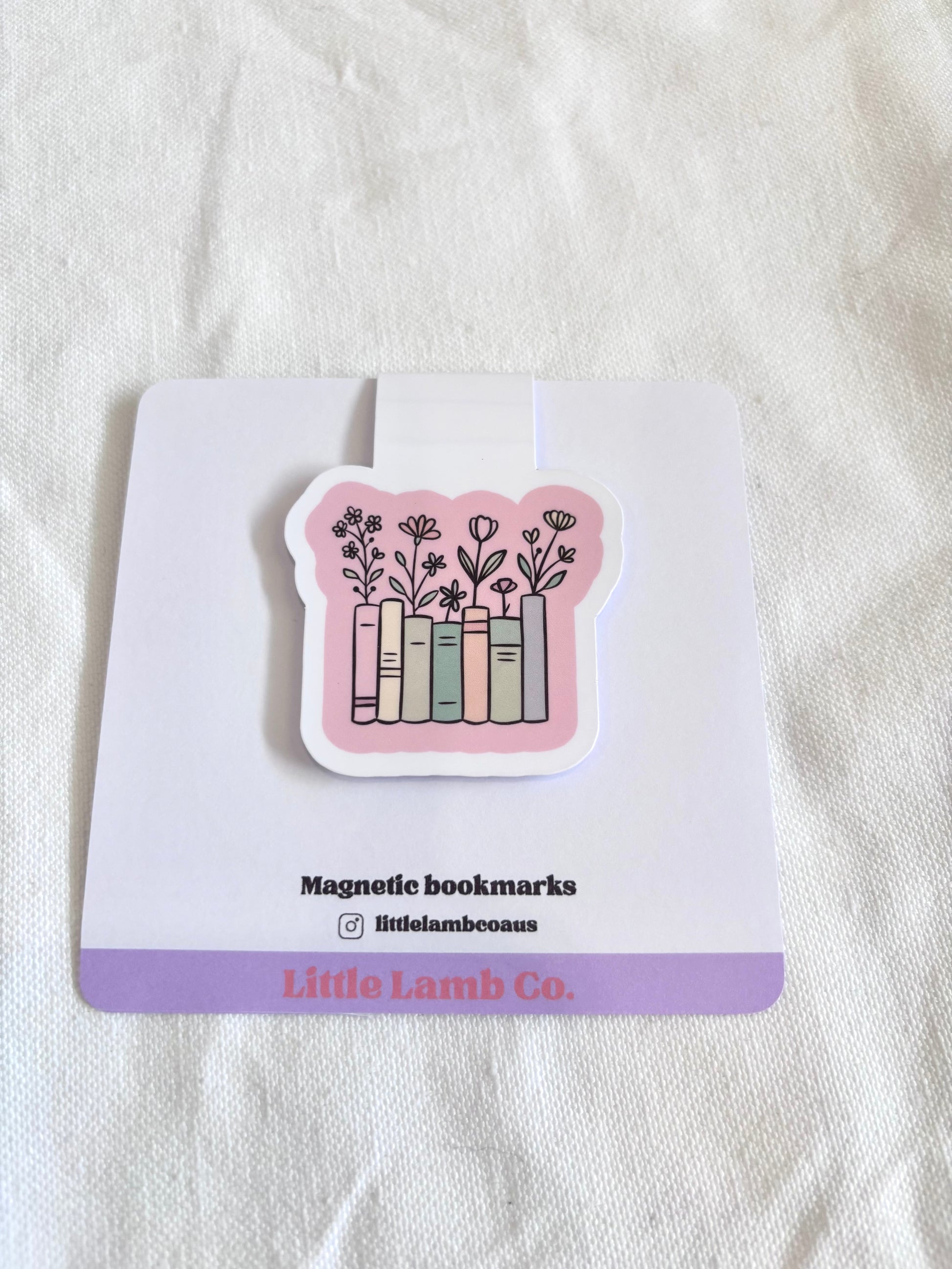 Magnetic bookmarks