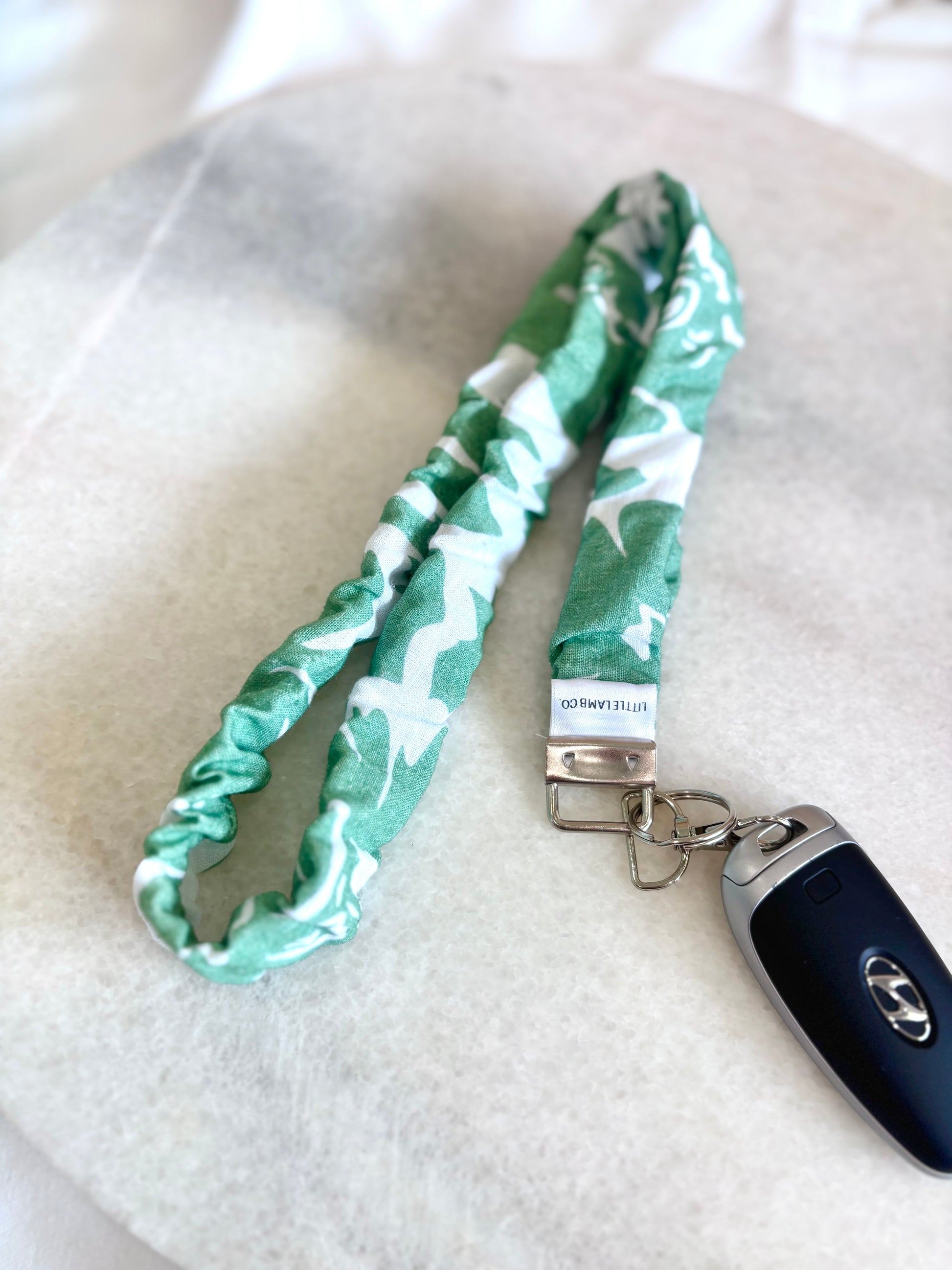 Fabric lanyard