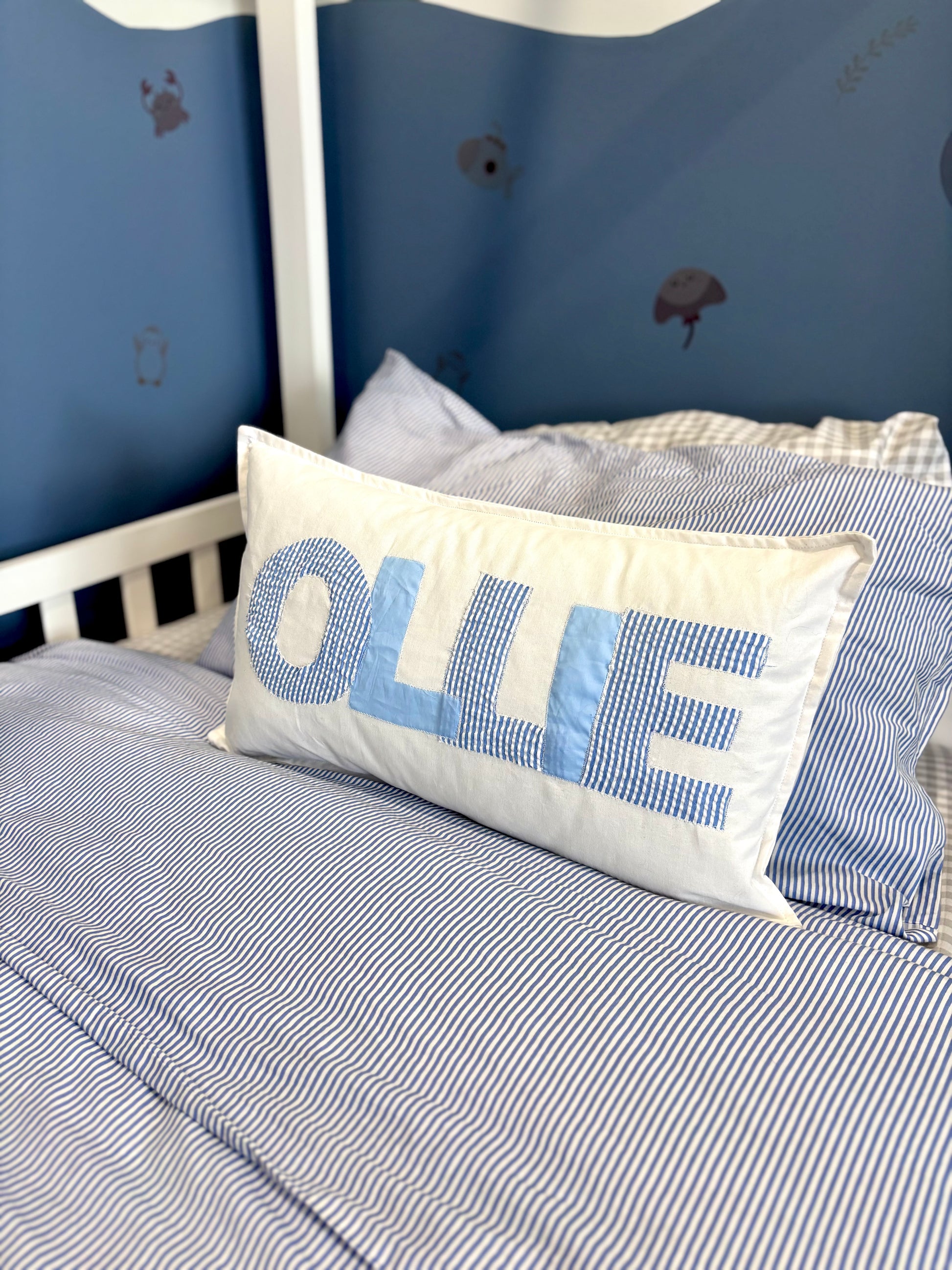 Personalised decoration pillow