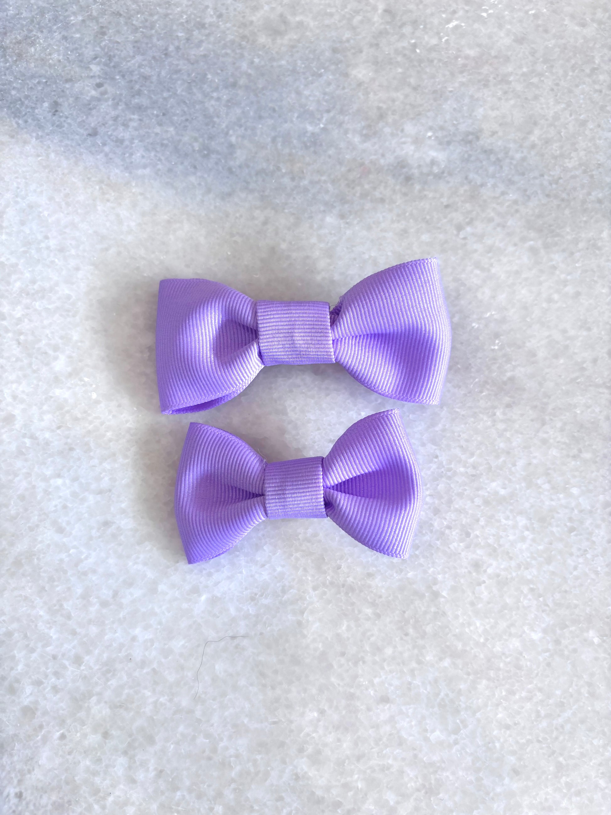 Alligator hair clips