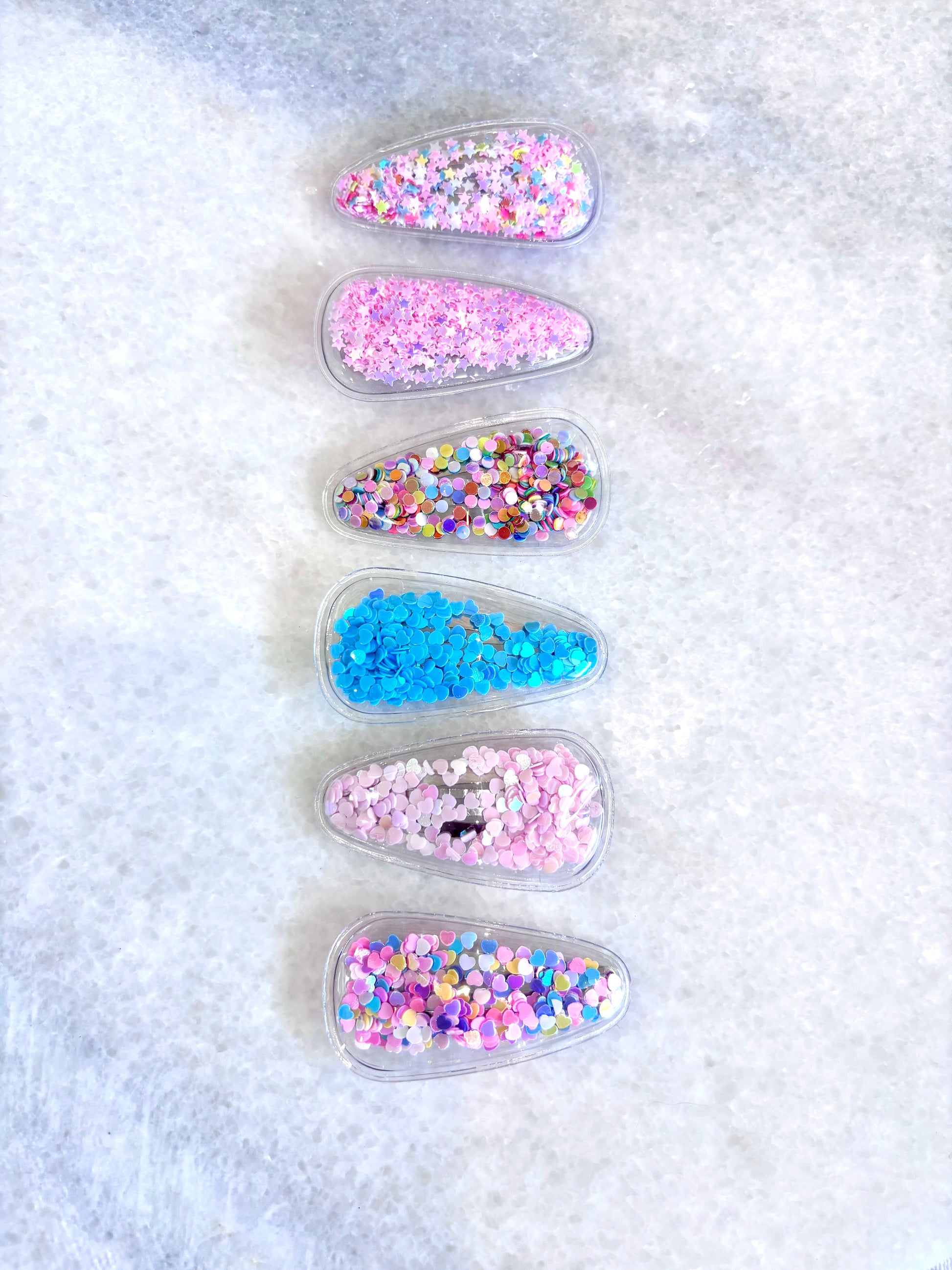 Shaker hair clips